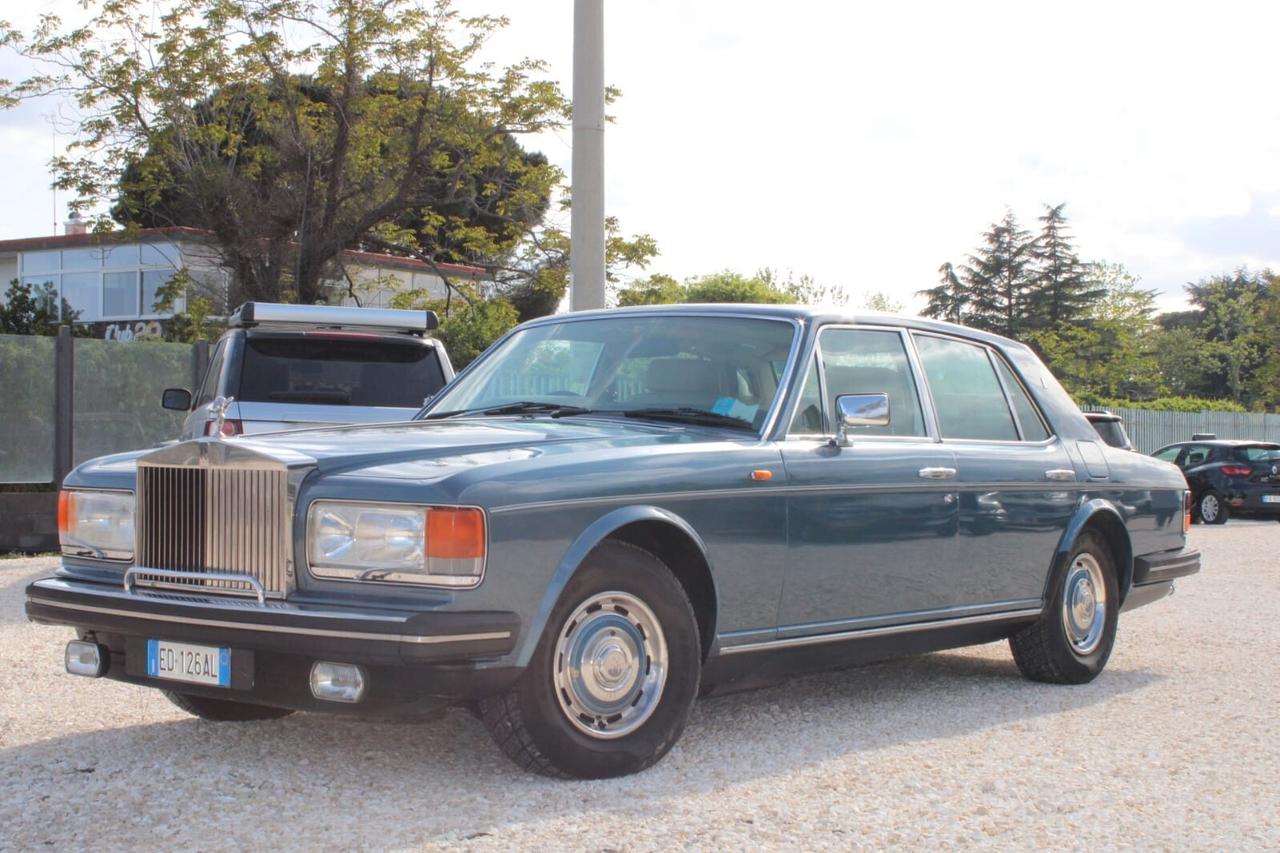 ROLLS ROYCE Phantom VI Special Landaulette