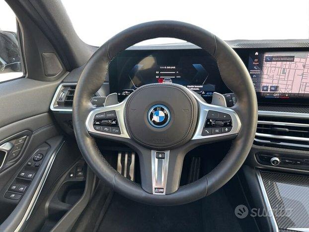 BMW Serie 3 330 e xDrive Touring Msport