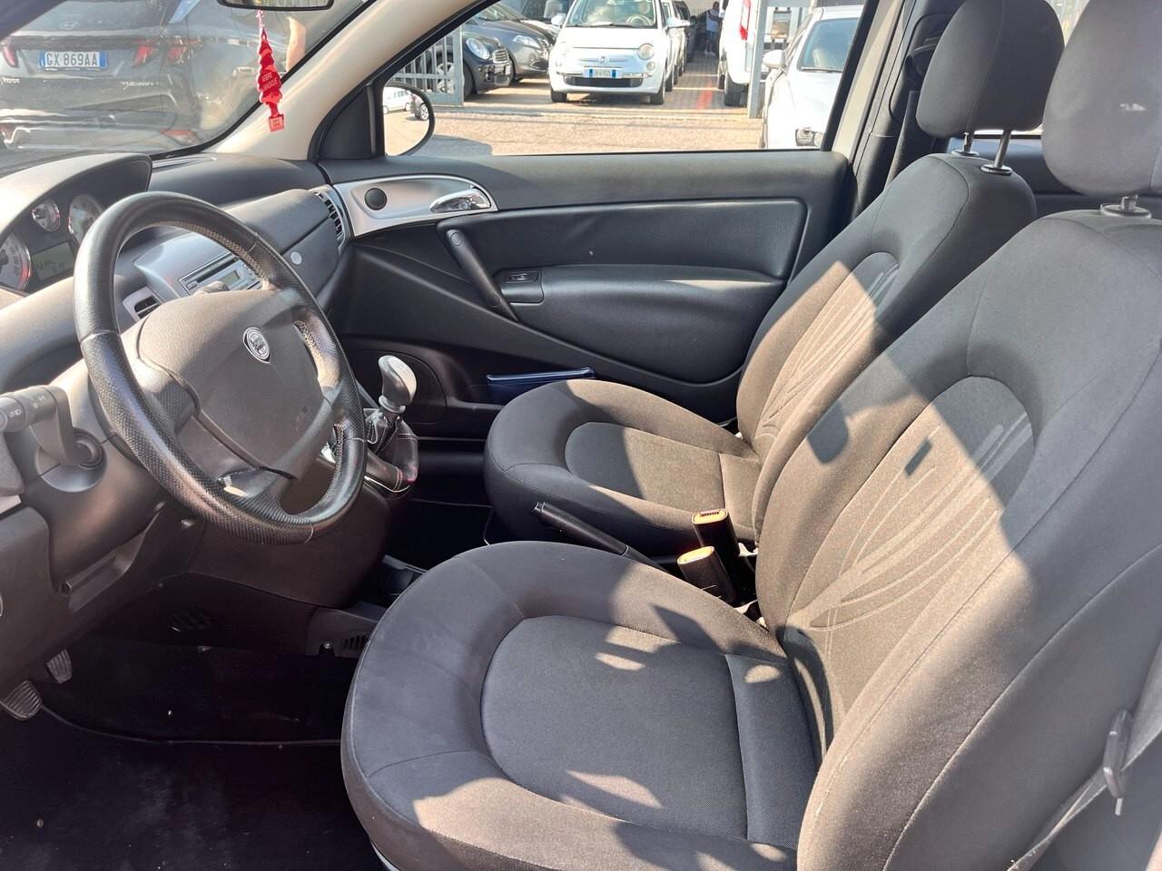 Lancia Ypsilon 1.4 Ecochic GPL