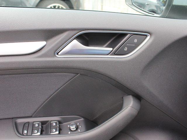 AUDI A3 1.2 TFSI 110 CV Business