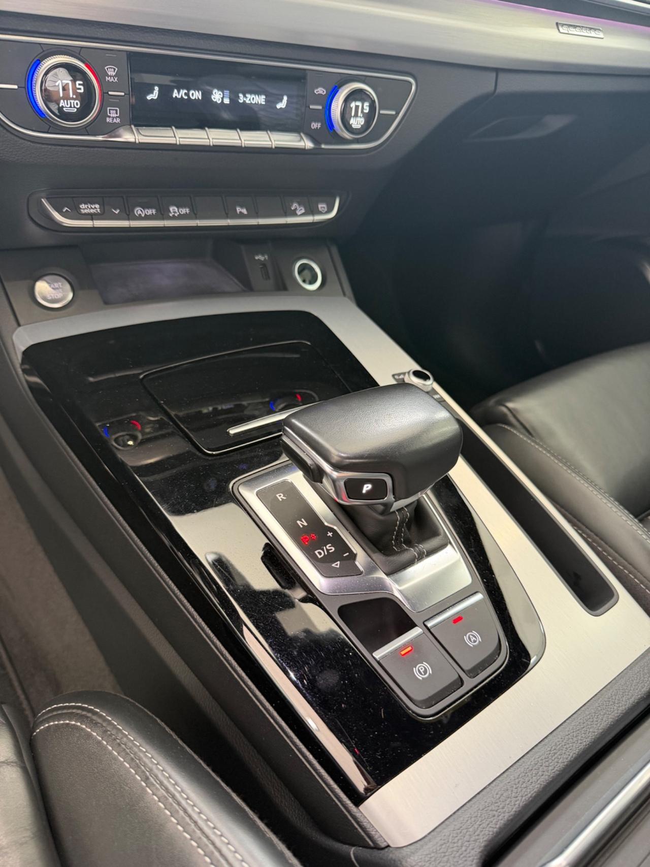 Audi Q5 SPB 2.0 204 CV quattro S tronic line FINANZIABILE