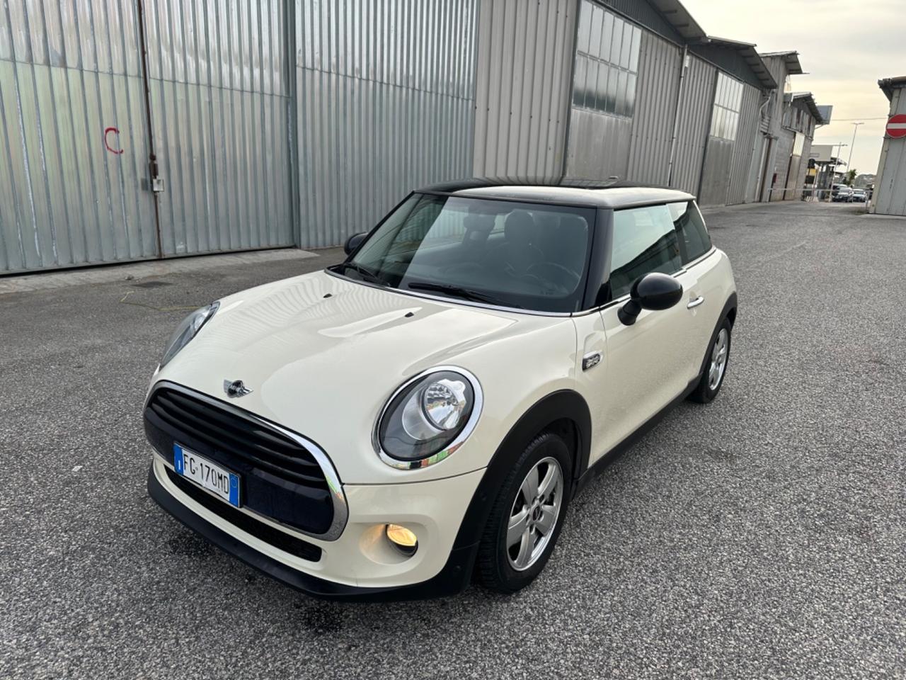 Mini Mini 1.5 Cooper D solo 100 mila km