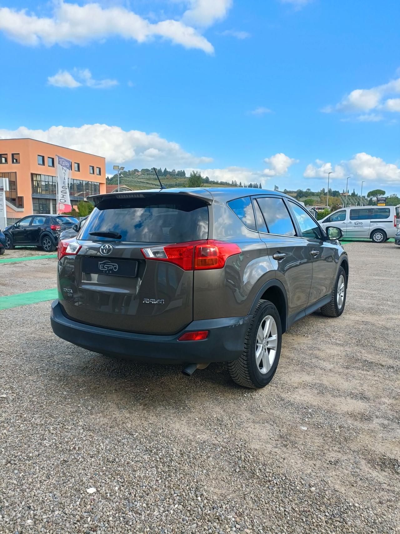 Toyota RAV 4 RAV4 2.0 D-4D 2WD