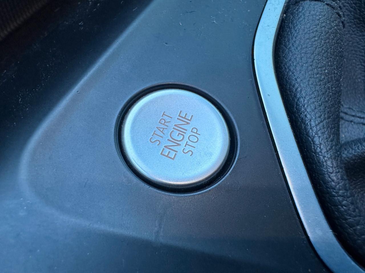 Volkswagen Golf 8 1.0 TSI - NEOPATENTATI - VIRTUAL - PRONTA CONSEGNA