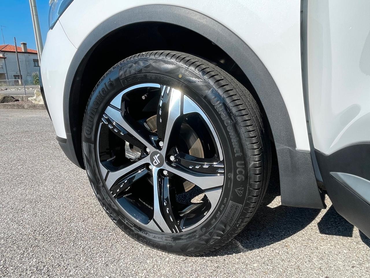 Dr DR6 6.0 1.5 Turbo CVT