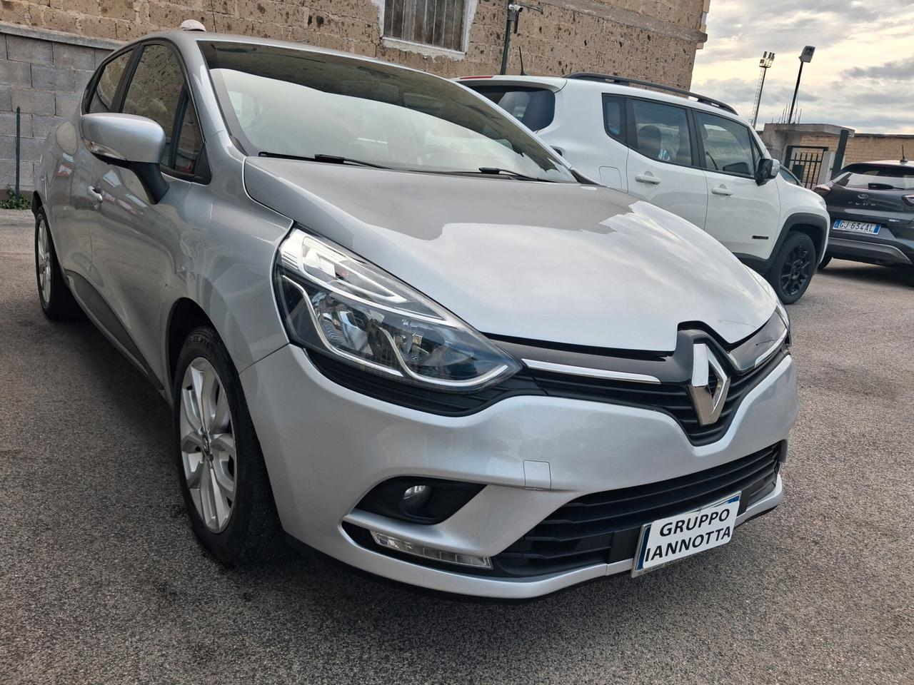 Renault Clio TCe 12V 90 CV GPL CASA MADRE NAVIGATORE GARANZIA 12 MESI CON CERTIFICATO DI CONFORMITA