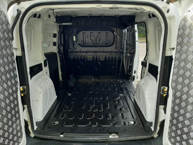 FIAT Doblo Doblò 1.6 MJT 105CV PC-TN Cargo SX N°EV040