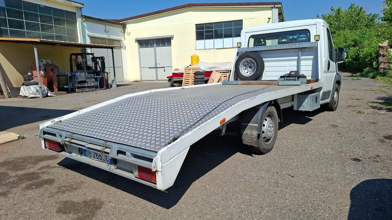 Fiat Ducato 35 2.3 MJT CARROATTREZI Patente B