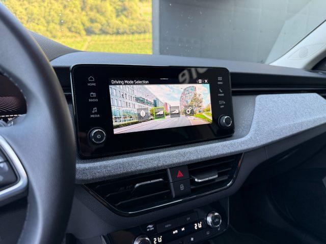 SKODA Kamiq 1.0 TSI DSG Black Dots Camera LED DAB+ Keyless