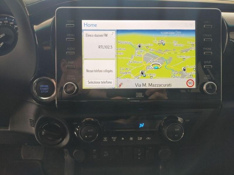 Toyota Hilux 2.4 D-4D A/T 4WD 4 porte Double Cab Invincible