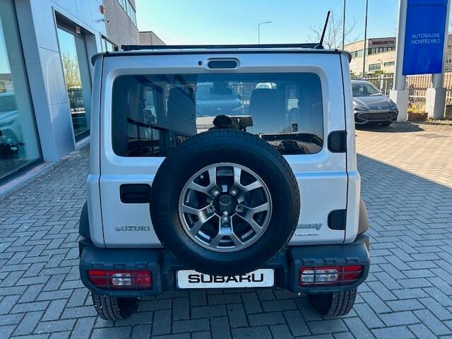 Suzuki Jimny 1.5 5MT Top