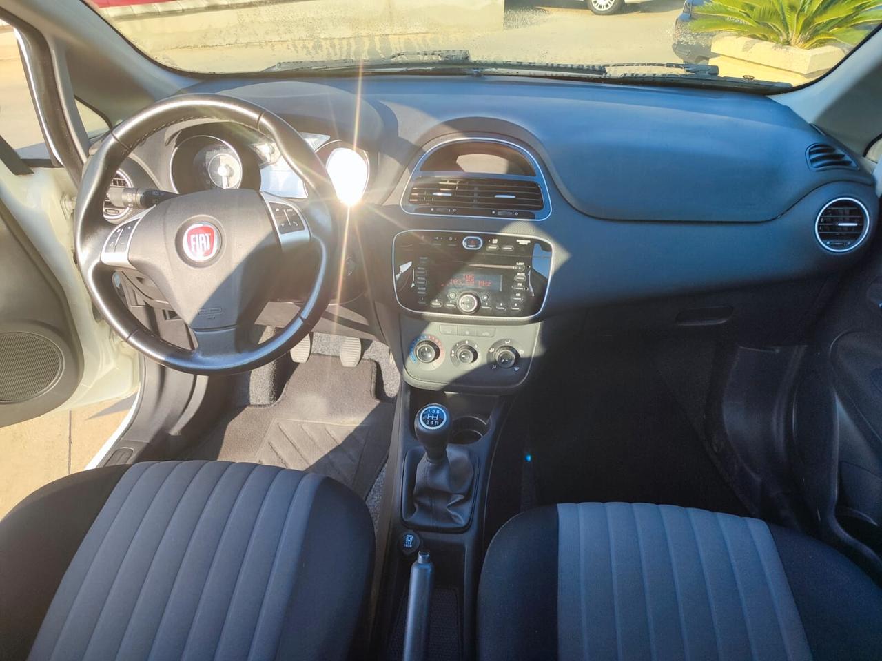 Fiat Punto 1.3 MJT 95CV S&S 5 porte 4 posti N1