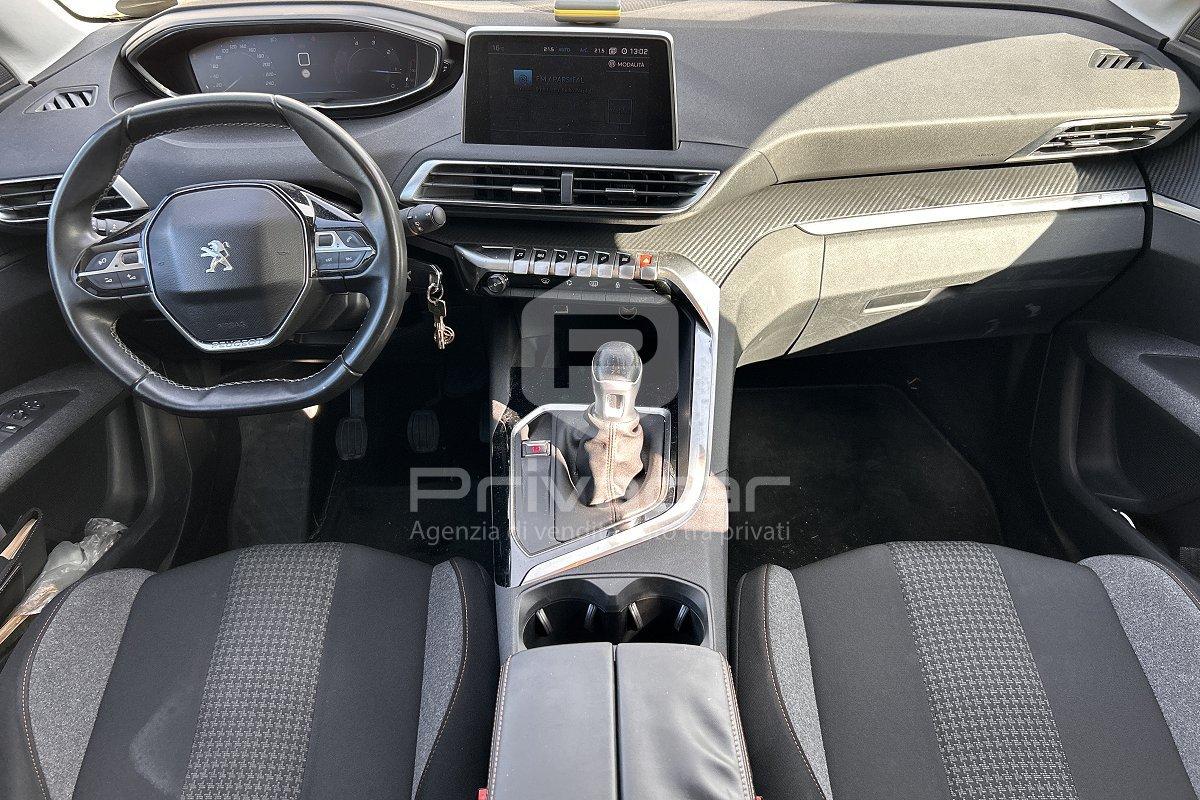 PEUGEOT 3008 BlueHDi 130 S&S Active