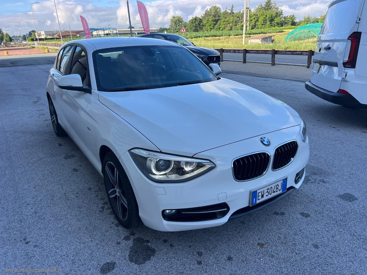 BMW 120d xDrive 5p. Sport SOLO KM.87000 TAGLIANDATI