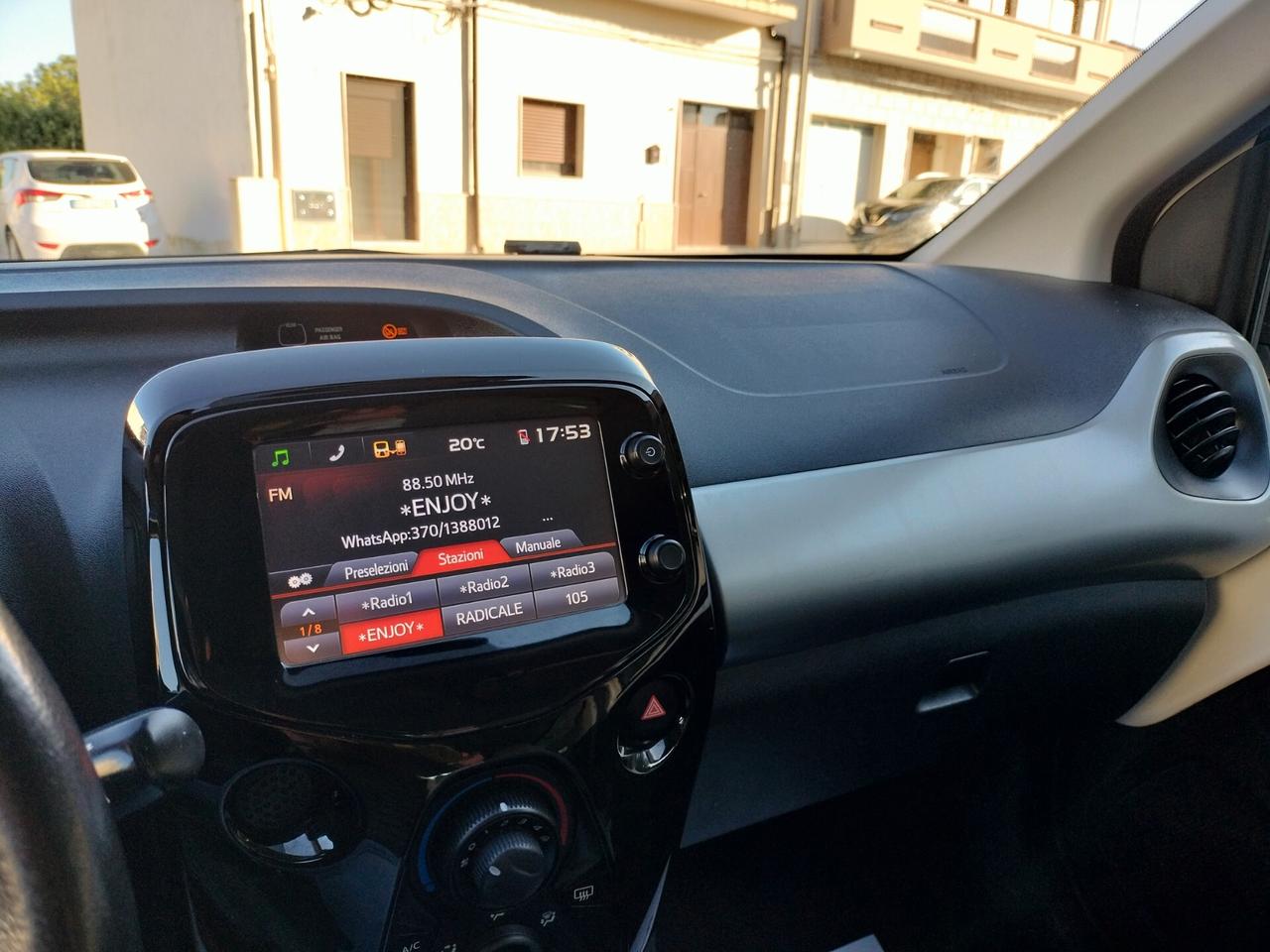 Citroen C1 VTi 68 5 porte Shine