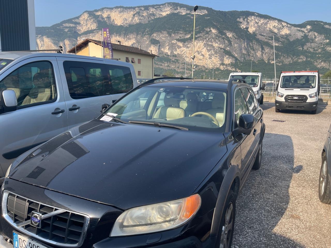 Volvo XC 70 XC70 D5 AWD Summum