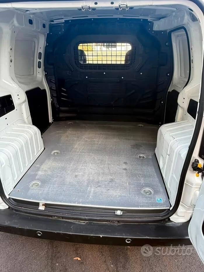 Fiat Fiorino 1.3 MJT 80CV