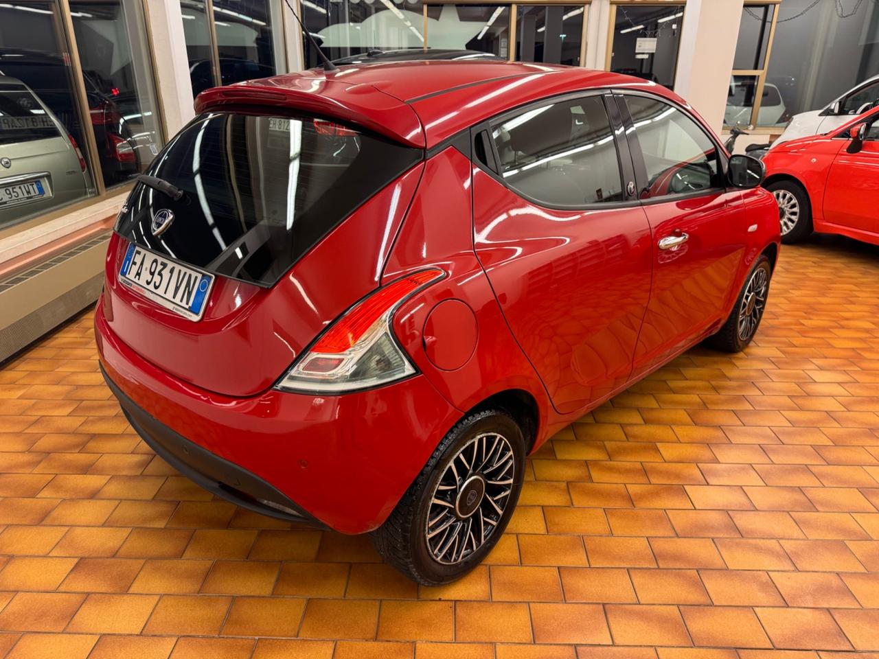 Lancia Ypsilon 1.3 MJT OK NEOPATENTATI