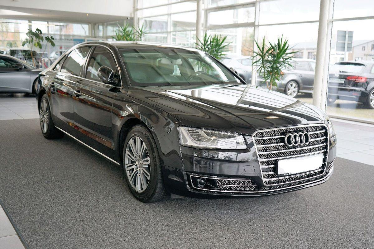 AUDI A8 Audi A8 L 4.0 v8 FSI Quattro Tiptronic BLI