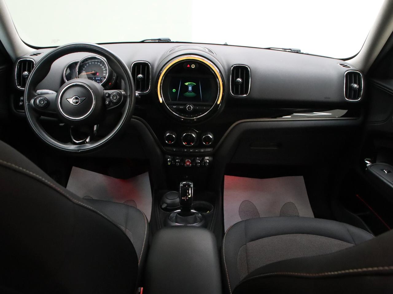 MINI Cooper D Countryman F60 2020 2.0 Business all4 auto 4x4