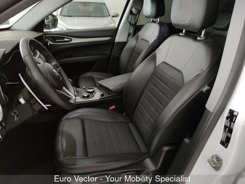 Alfa Romeo Stelvio 2.2 Turbodiesel 180 CV AT8 Executive