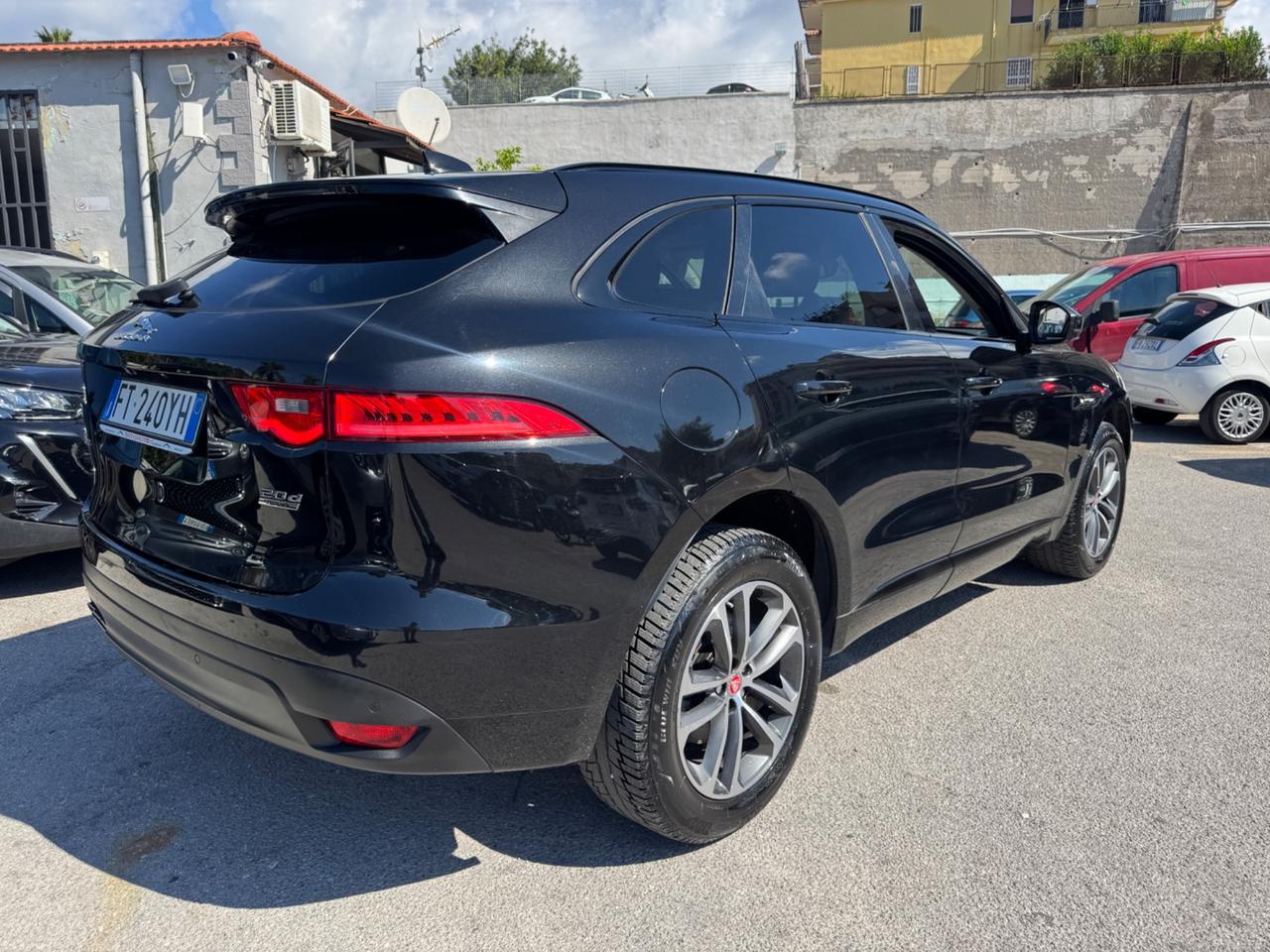 Jaguar F-Pace 2.0 D 180 CV AWD aut. Portfolio