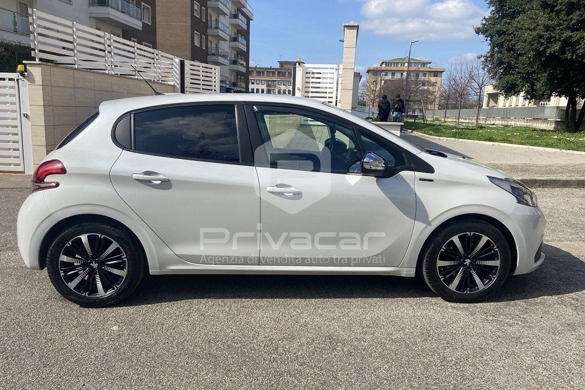 PEUGEOT 208 1° serie PureTech 82 Stop&Start 5 porte Signature