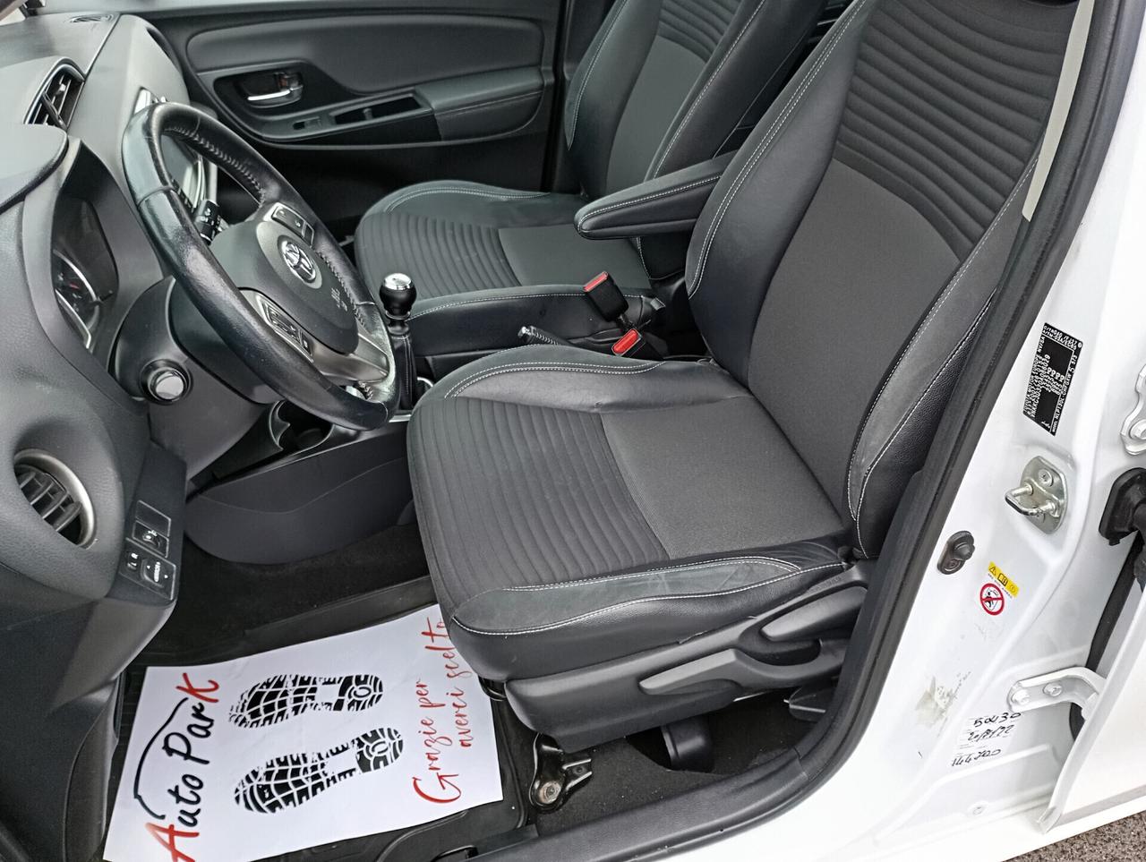 Toyota Yaris 5P 1.4 D-4D Lounge