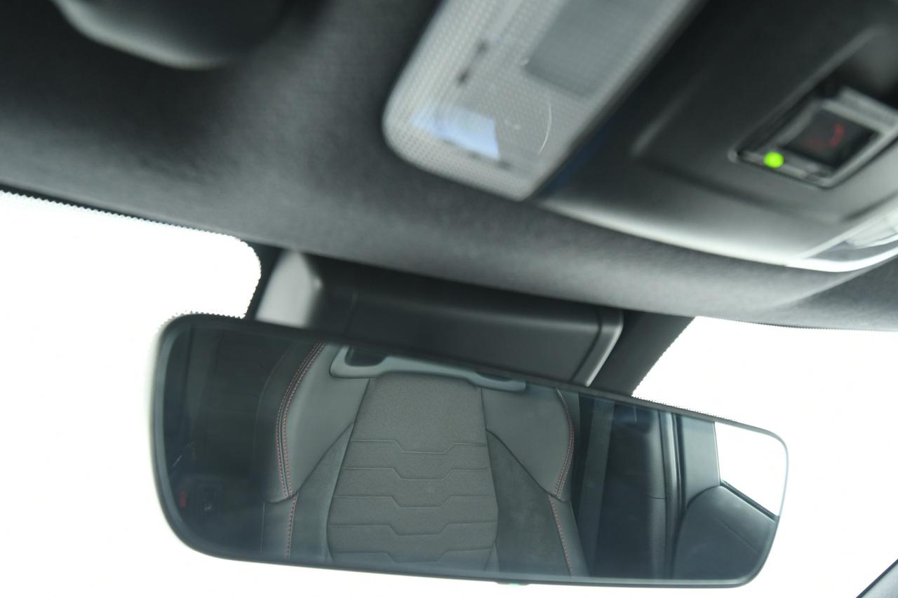 TOYOTA Corolla Touring Sports 2.0h Lounge cvt CAMERA+ALCANTARA+ACC