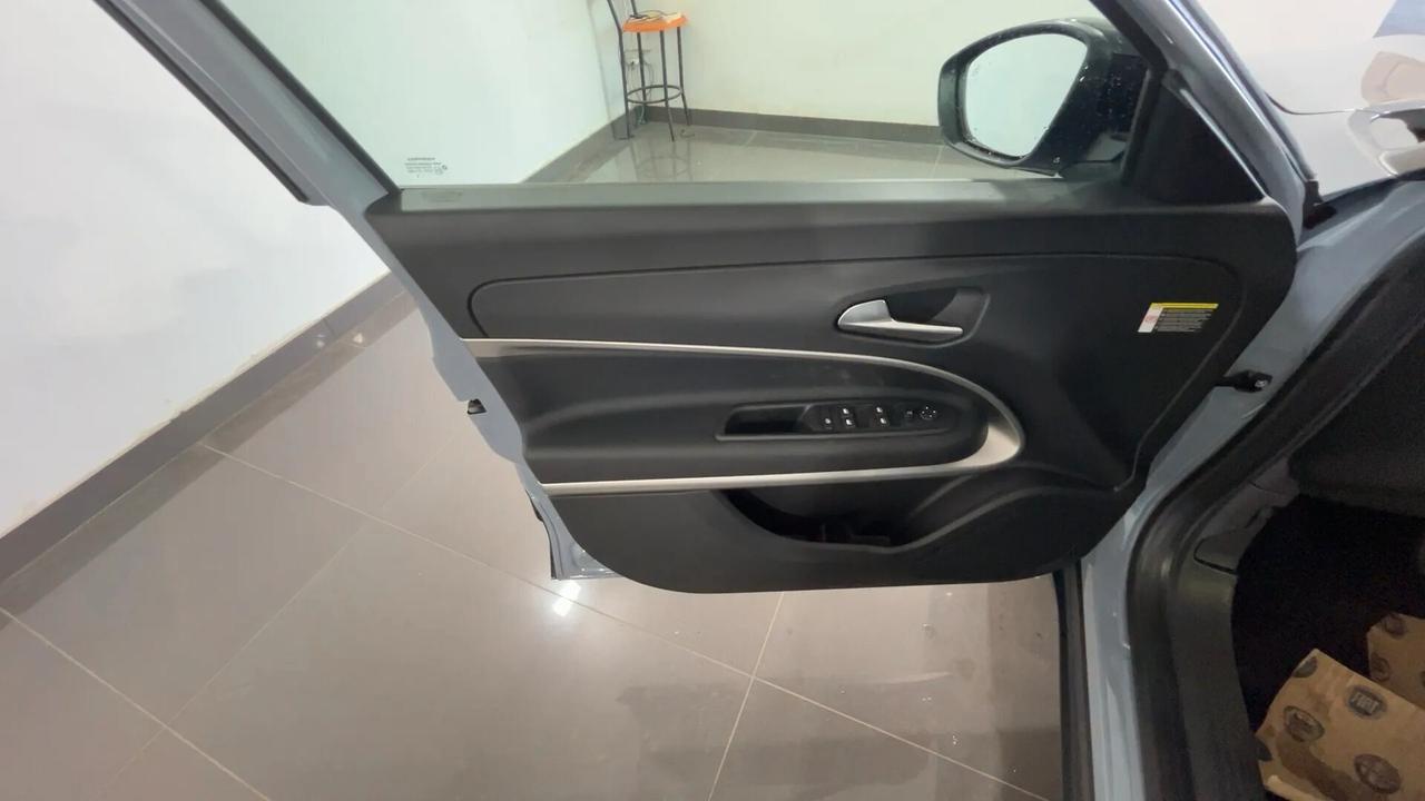 Jeep Avenger 1.2T e-hybrid 110cv Tetto Aut KM0