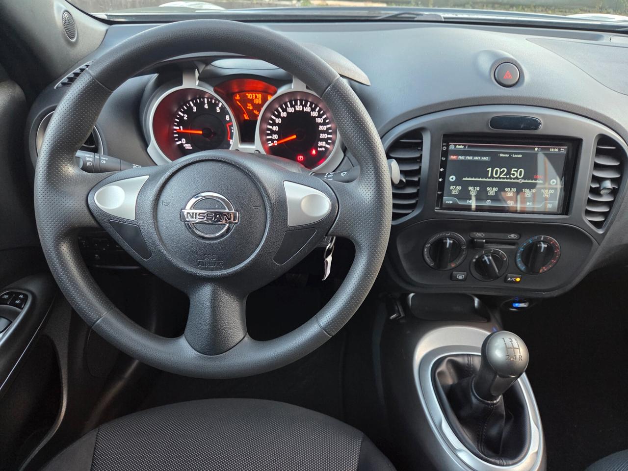 Nissan Juke 1.6 Visia 117cv