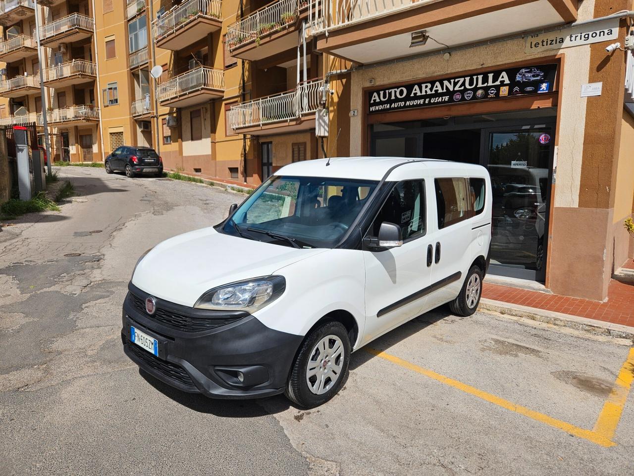 FIAT DOBLO' 1300 MJT 5 POSTI IVA COMPRESA KM CERTI