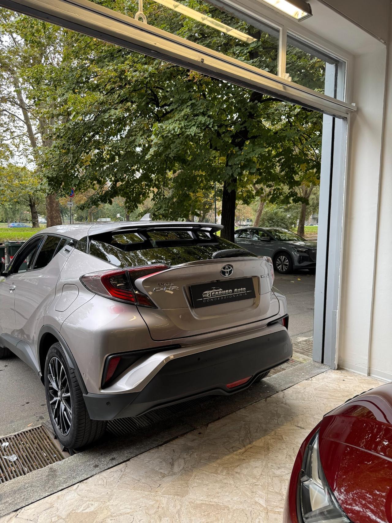 Toyota C-HR 1.8 Hybrid E-CVT Lounge