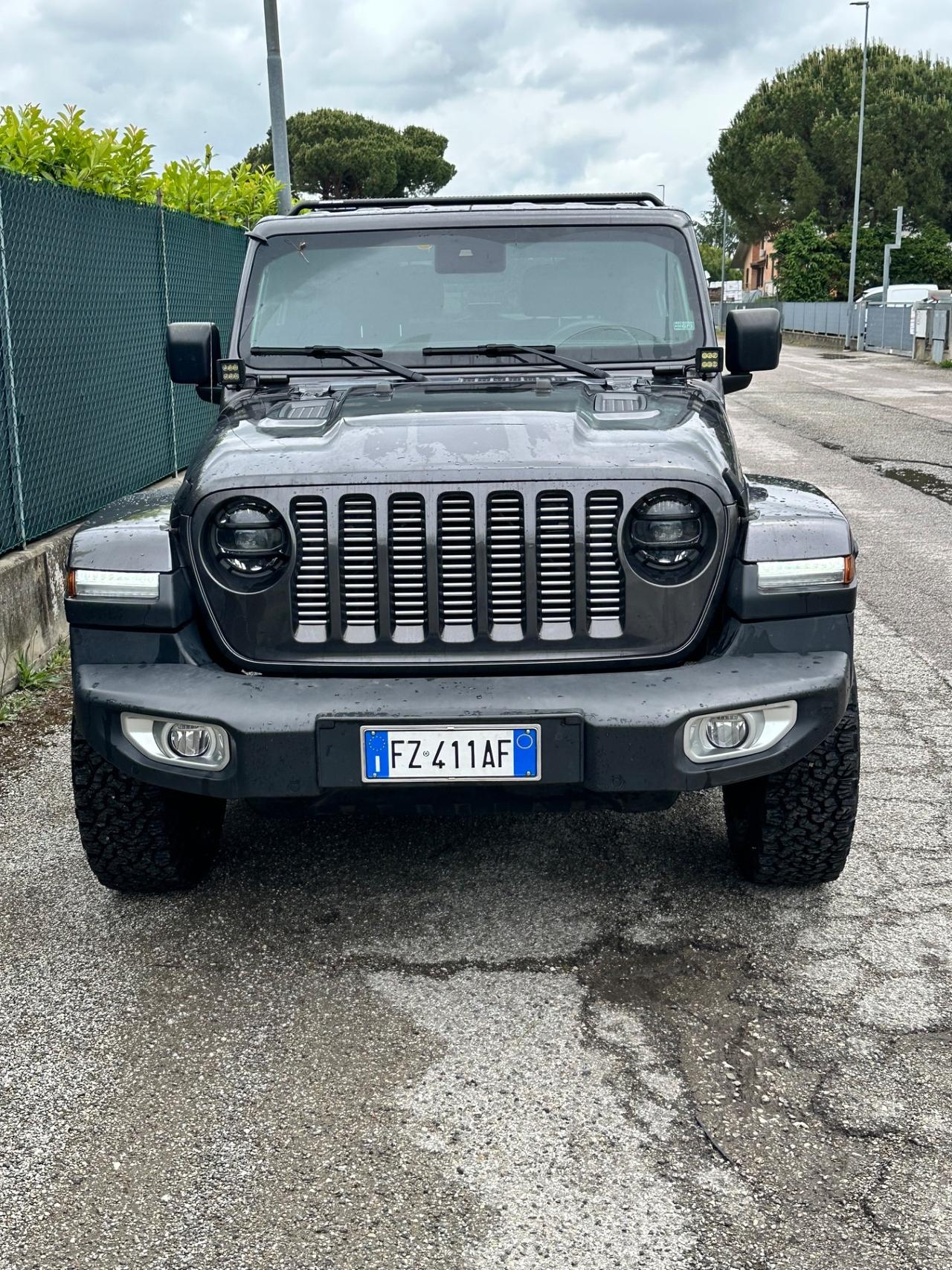 Jeep Wrangler Unlimited 2.2 Mjt II Sahara