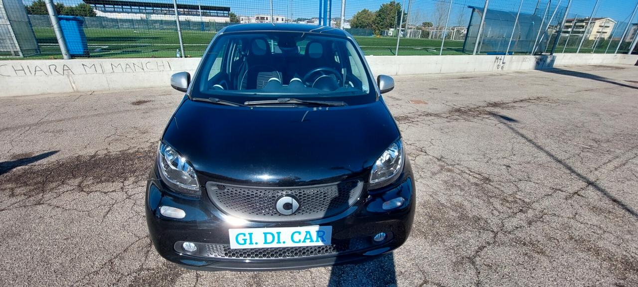 SMART FORFOUR 1,0 BENZINA 70 CV X NEOPATENTATI DOPPIO TETTO IMPECCABILE GOMME NUOVE