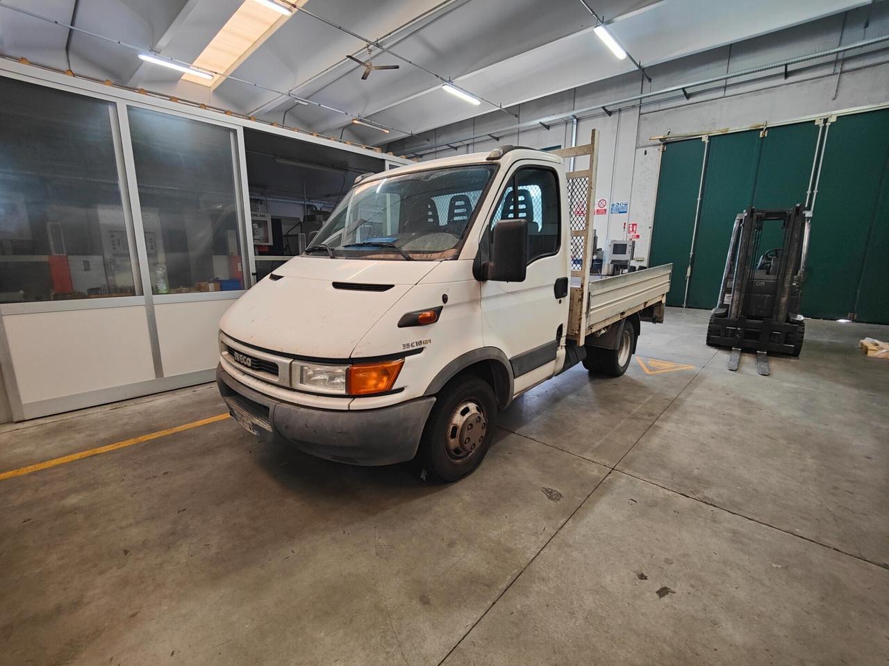 IVECO DAILY CASSONATO