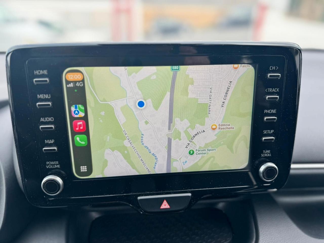 Toyota Yaris 1.5 Hybrid 5 porte Lounge tetto panoramico