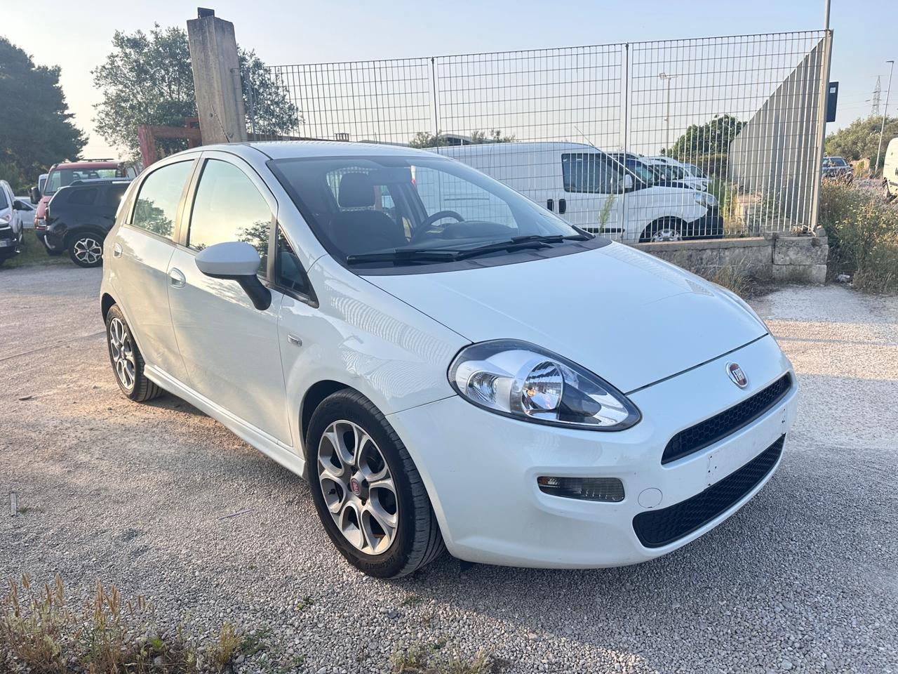 Fiat Punto 1.3 MJT 5 porte SPORT-2014
