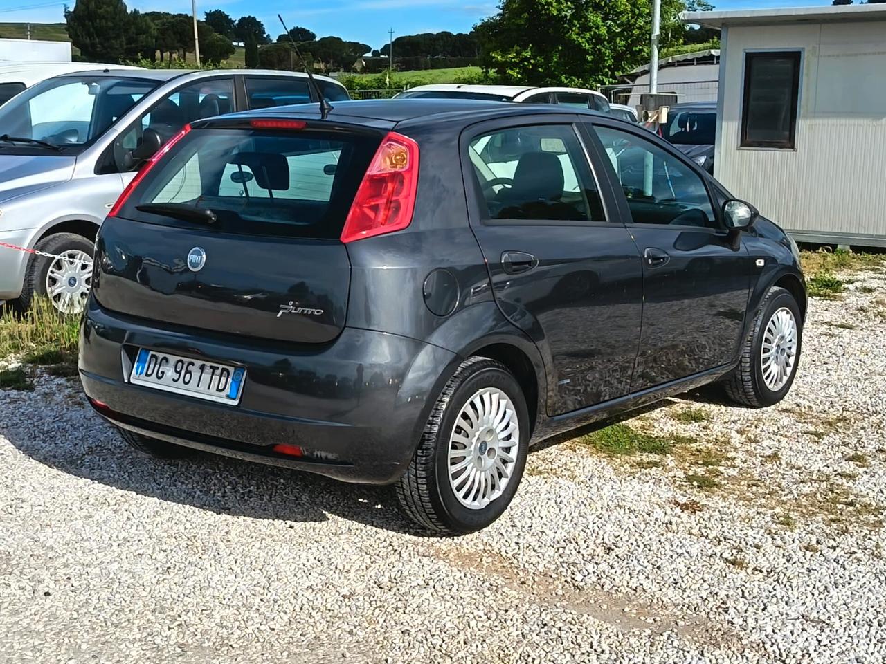 Fiat Grande Punto 2008 1.2BENZINA 65 CV 5 PORTE 160.0000KM OCCASIONE NEOPATENTATI