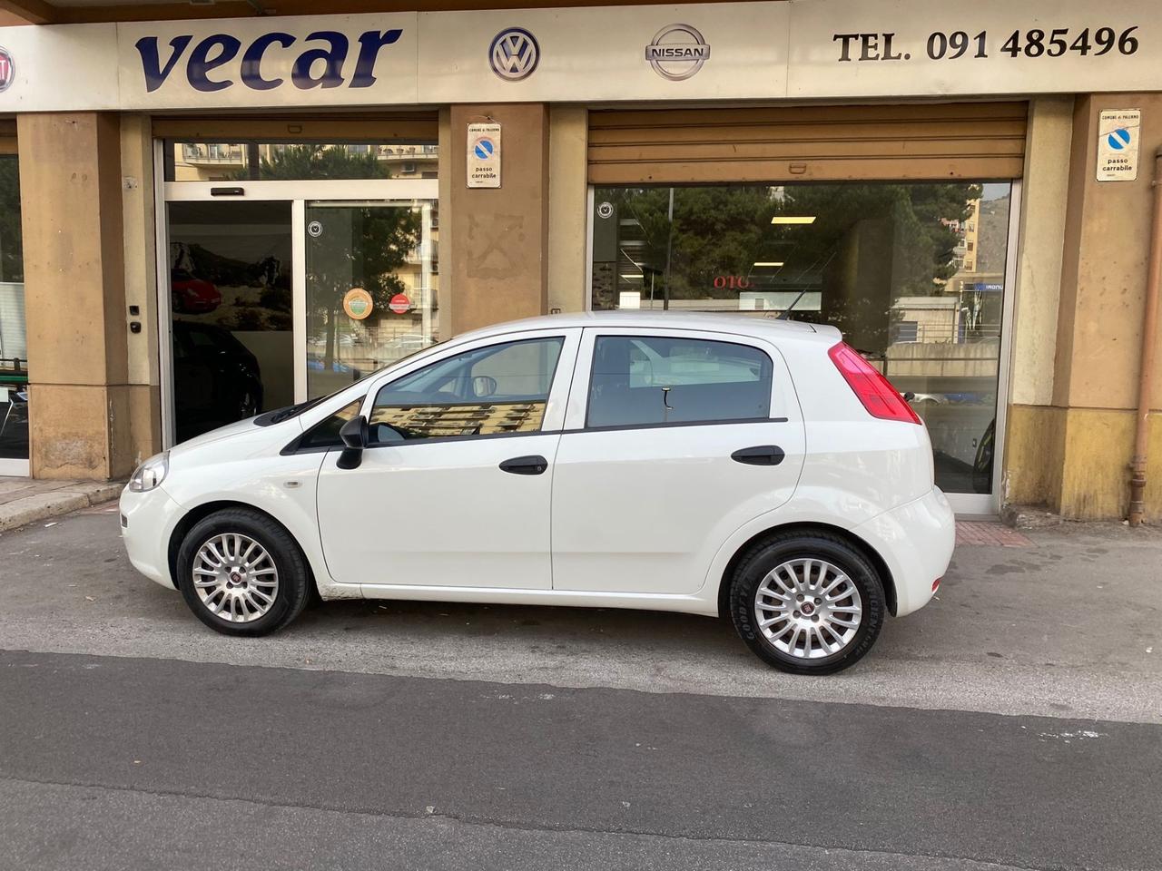 Fiat Punto 1.3 MJT II S&S 95 CV 5 porte Street