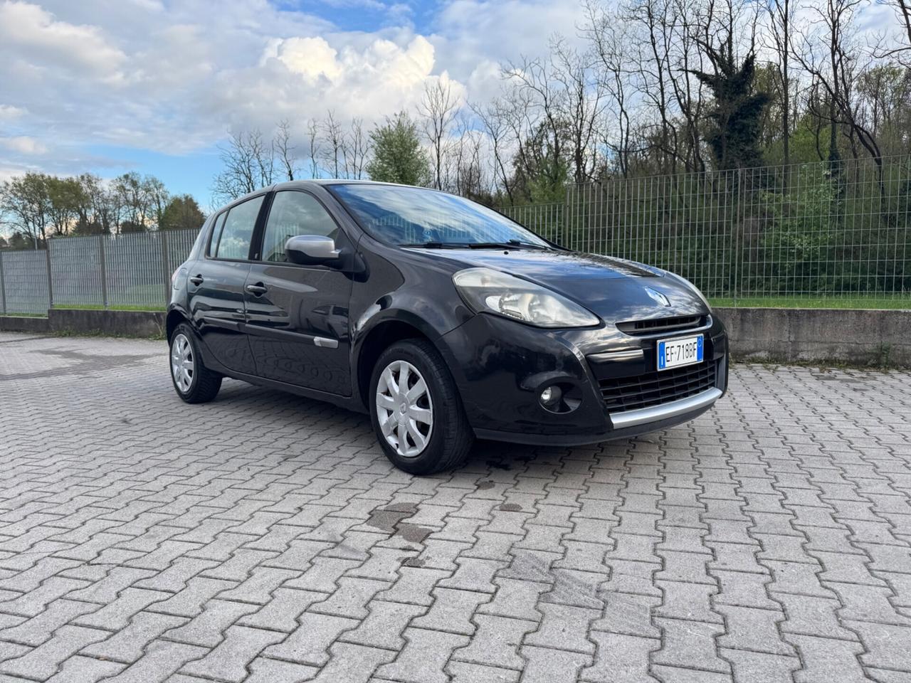 Renault Clio 1.2 16V 5 porte Luxe