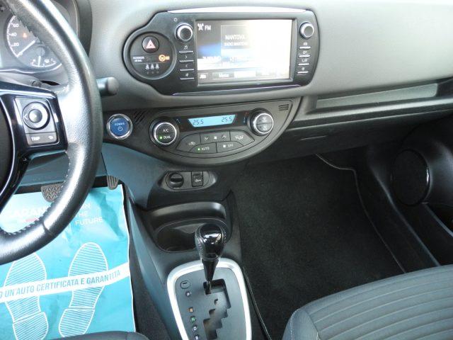 TOYOTA Yaris 1.5 Hybrid 5p. Business -OK NEOPATEN.-"DA VETRINA"