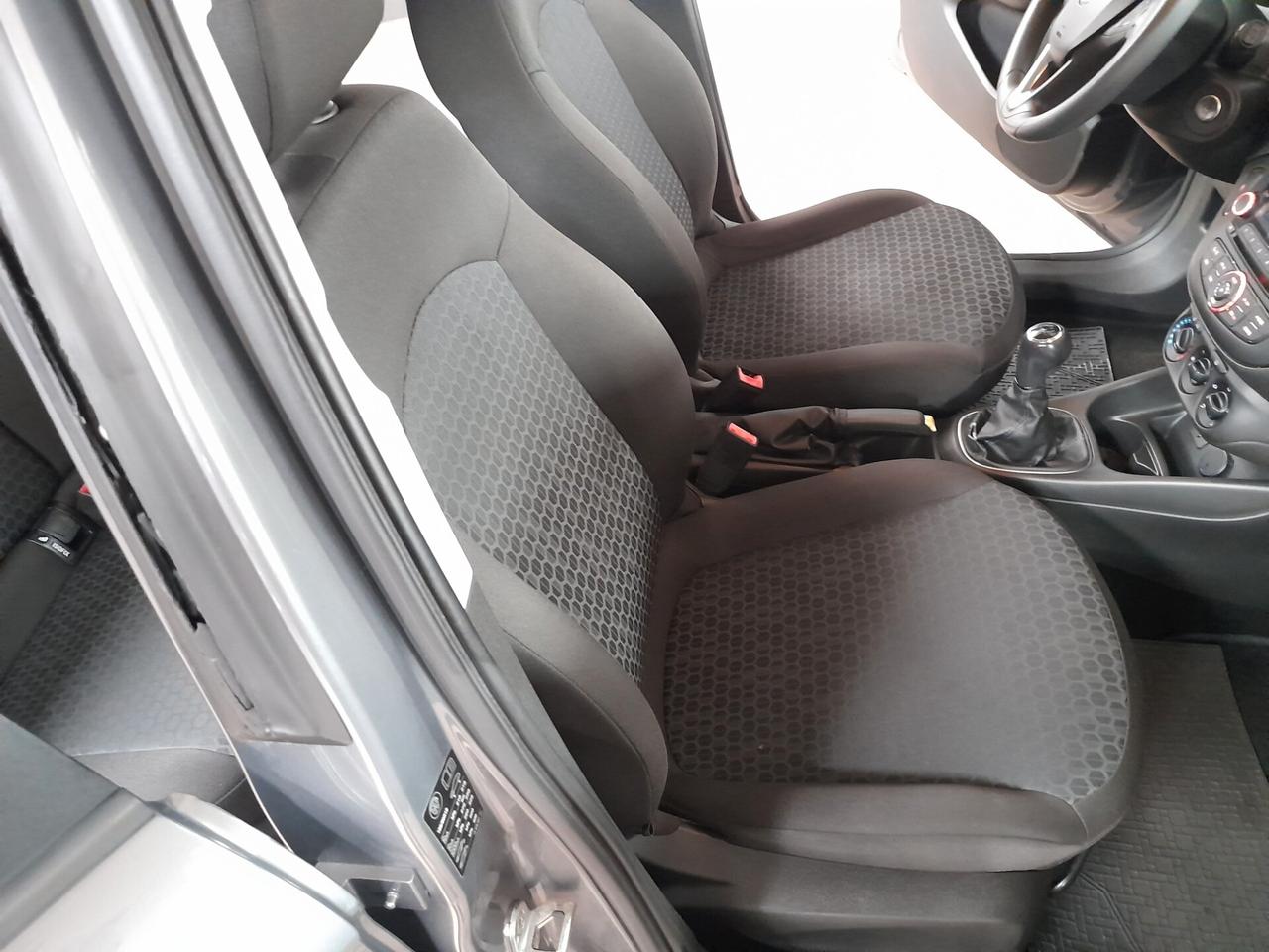 Opel Corsa 1.4 90CV 5 porte n-Joy