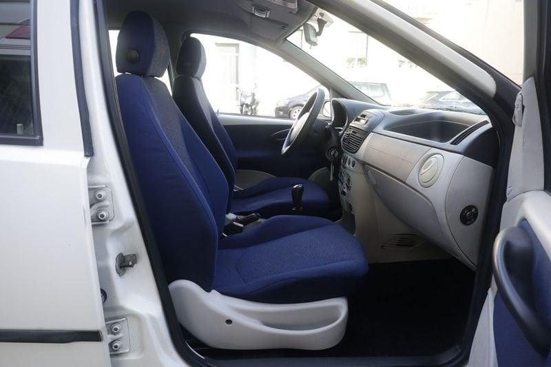 FIAT Punto FIAT Punto 1.9 JTD 5 porte Active 63KW ANNO 2004