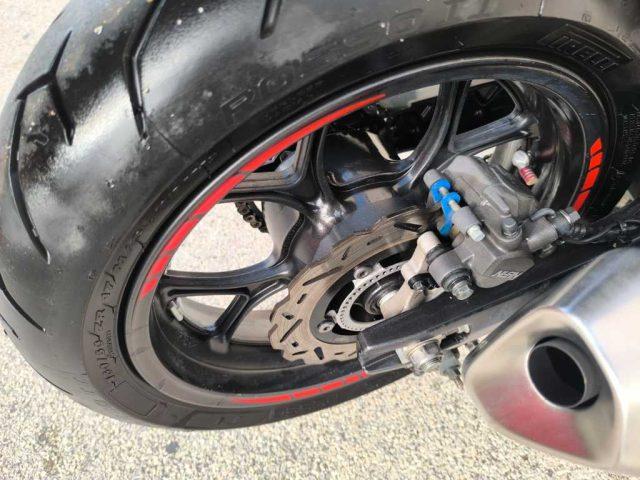 HONDA Integra 750 - S MOMODESIGN