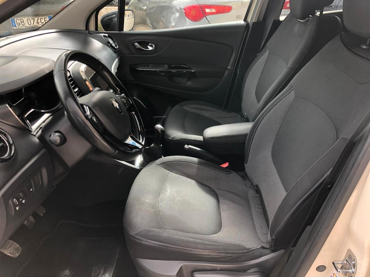 RENAUL CAPTUR 0.9 TCe 90CV ENERGY R-LINK - 2014