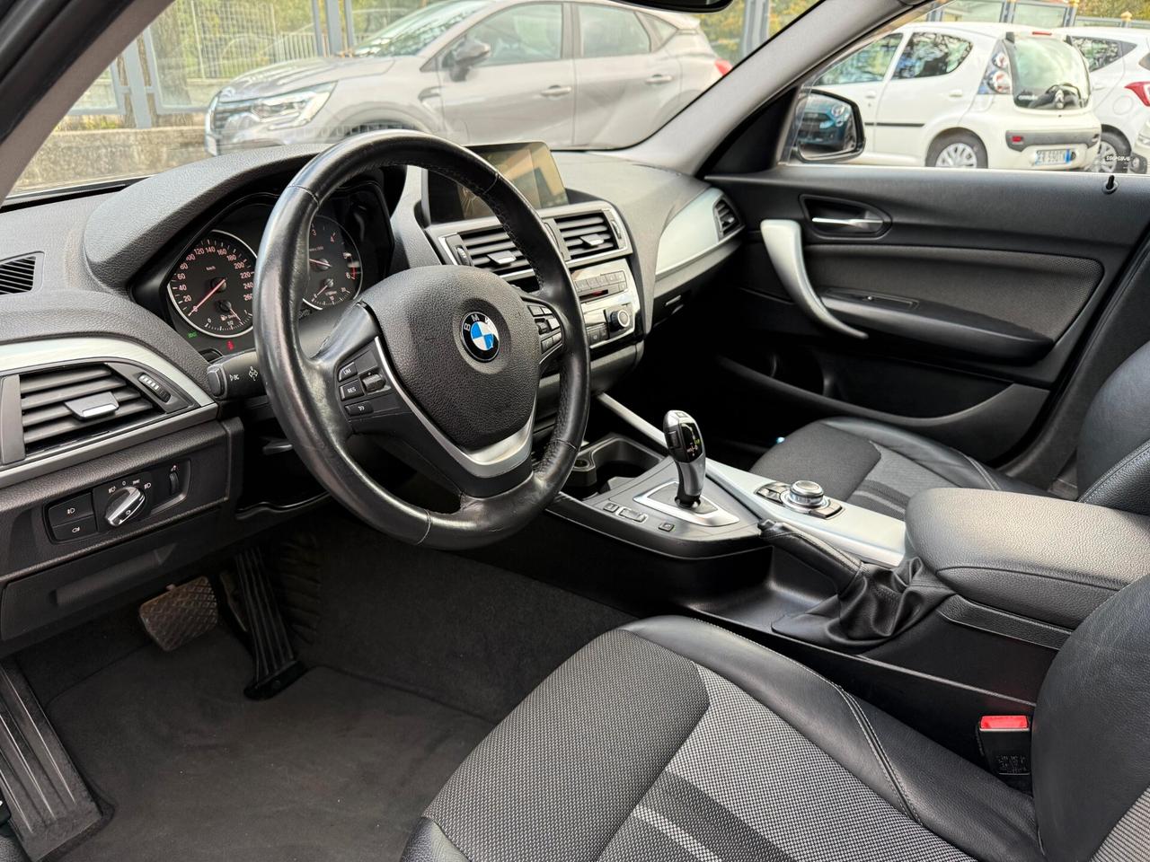 Bmw 116d 5p. Urban Auto.