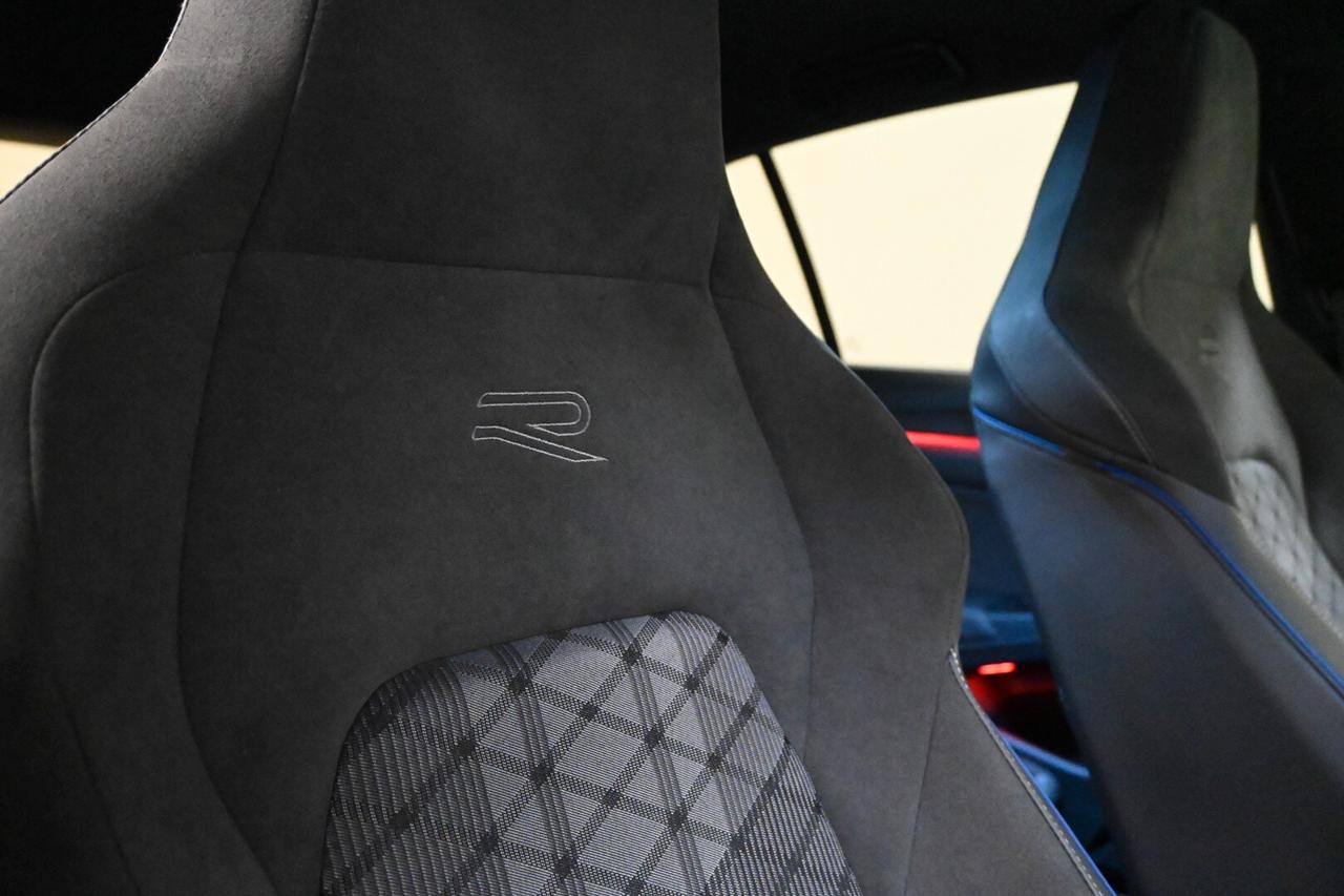 VOLKSWAGEN Golf 8ª serie Golf 2.0 TDI 150 CV D...