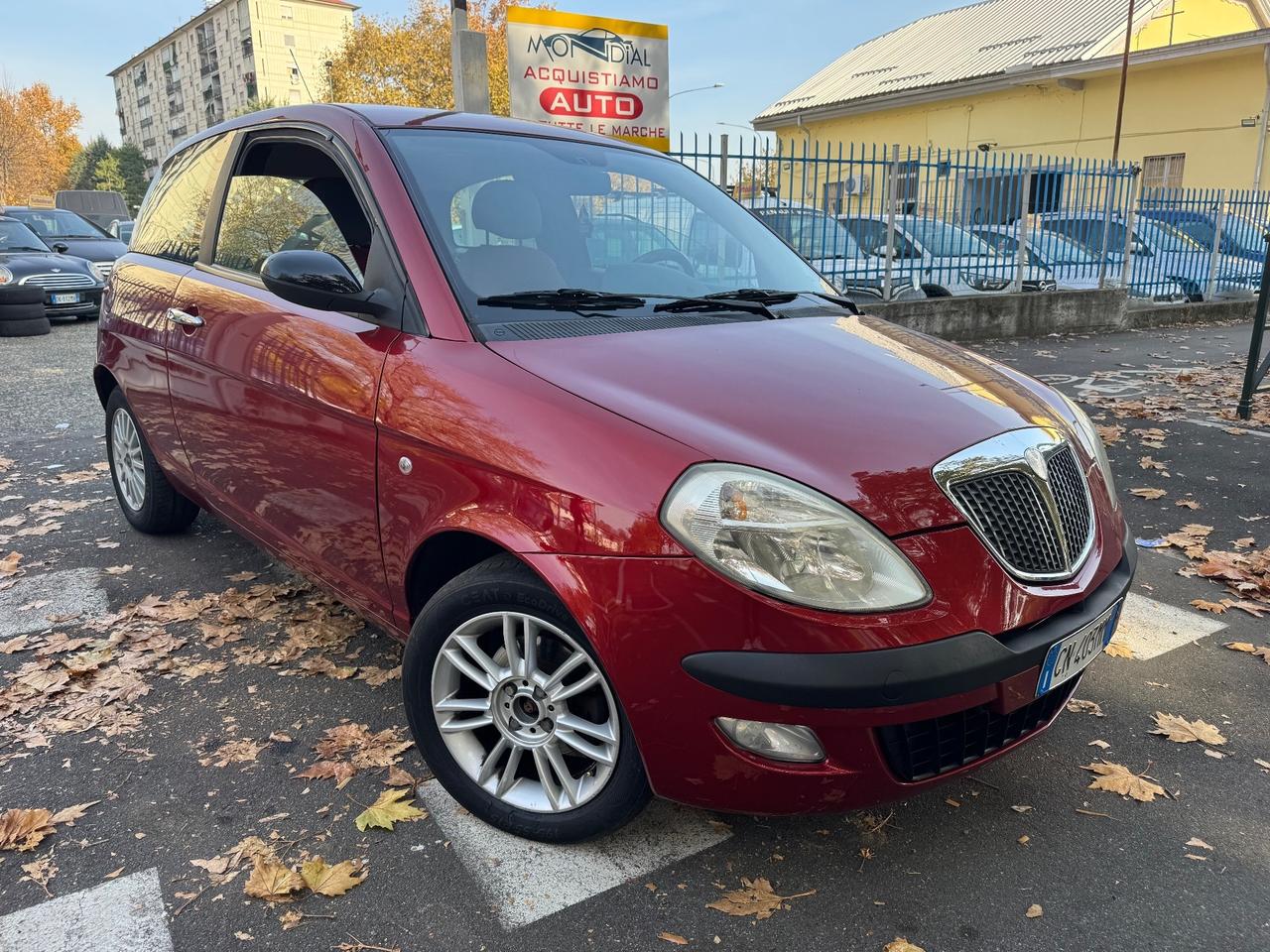 Lancia Ypsilon 1.2 Argento