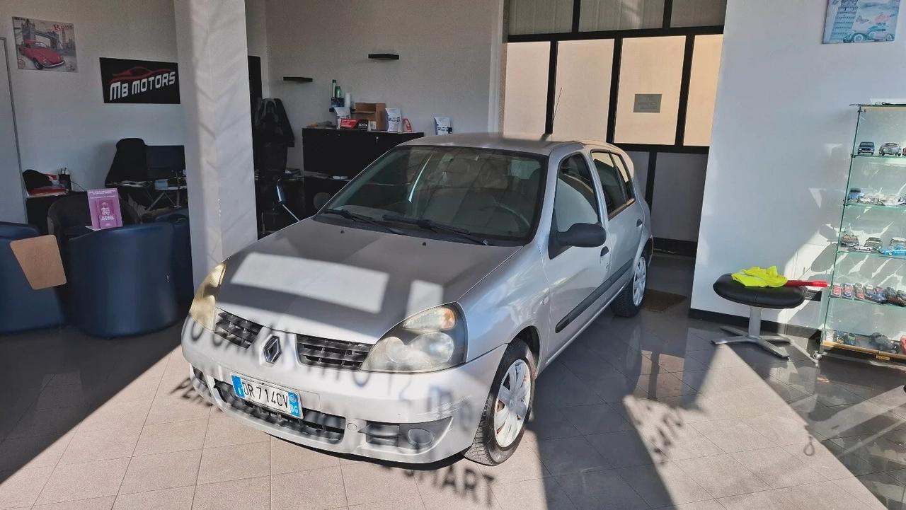 Renault Clio Storia 1.2 5 porte GPL Confort
